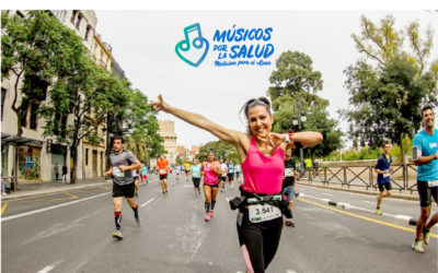 El euro solidario de la Volta a Peu València Caixa Popular irá destinado a “Músicos por la Salud”